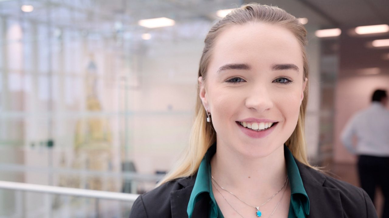 Teammitglied von Enterprise Mobility – Francesca – Management Trainee